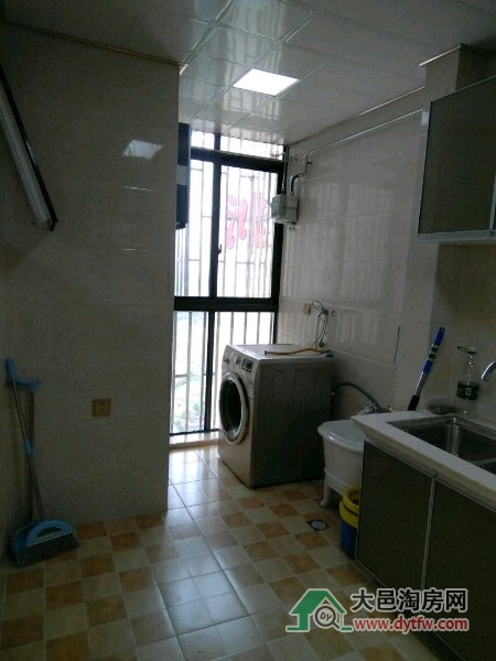 House_31bb71be-9df0-472b-9c85-a41c5ec96af5_big