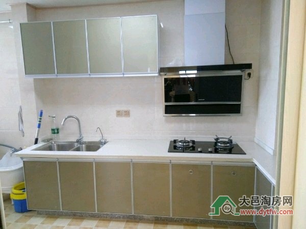 House_ffbde6a4-1813-45b2-be0b-cce91295ef7e_big