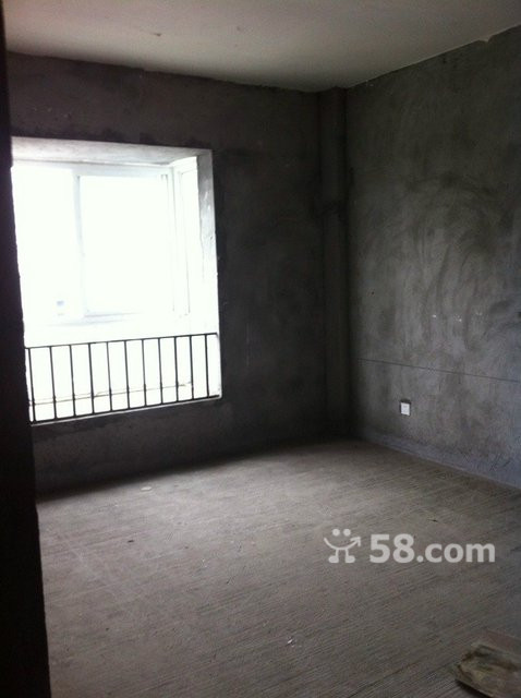 城區(qū)災(zāi)后重建 多層現(xiàn)澆結(jié)構(gòu) 帶屋頂花園哦 可按揭 隨時看房!