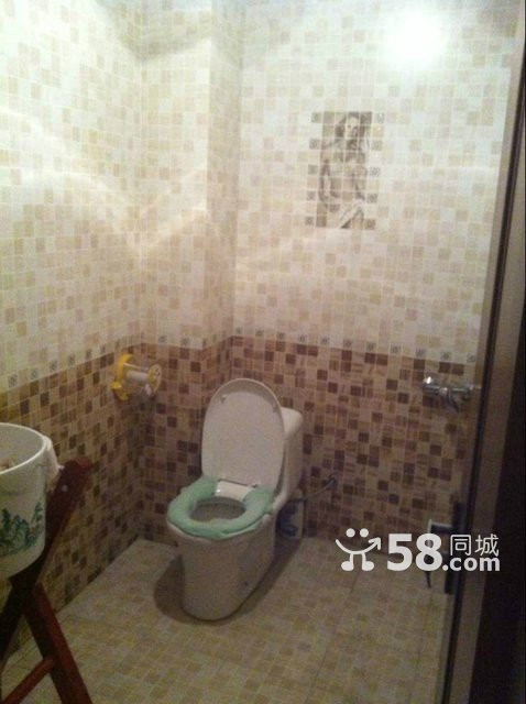 濱江路風(fēng)景房 多層二樓送平臺 精裝套四送家電 看房方便